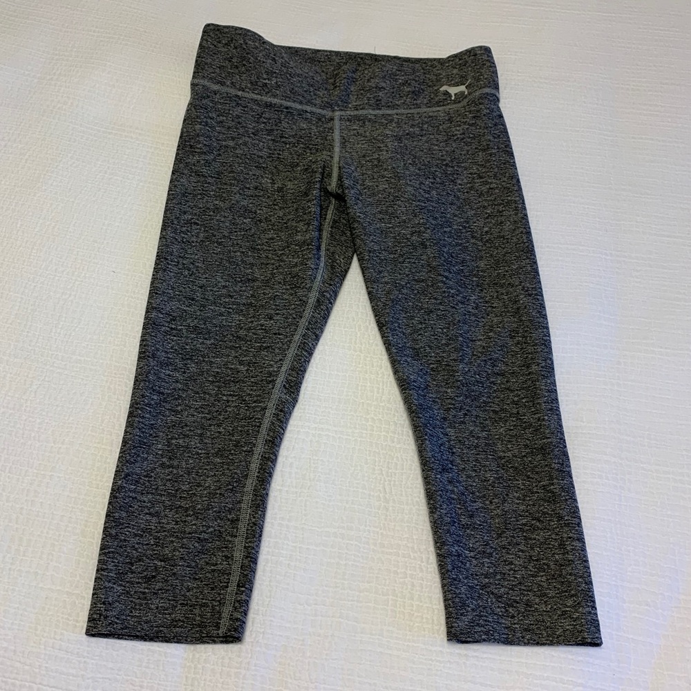 VS Pink marled gray crop capri leggings